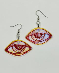 Eye earrings