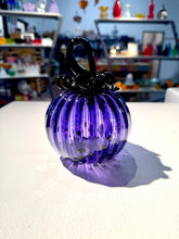 Load image into Gallery viewer, Pumpkins