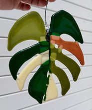 Load image into Gallery viewer, Fused Glass Fall Leaves