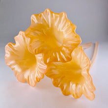 Load image into Gallery viewer, Pulled Flowers-Handblown Glass